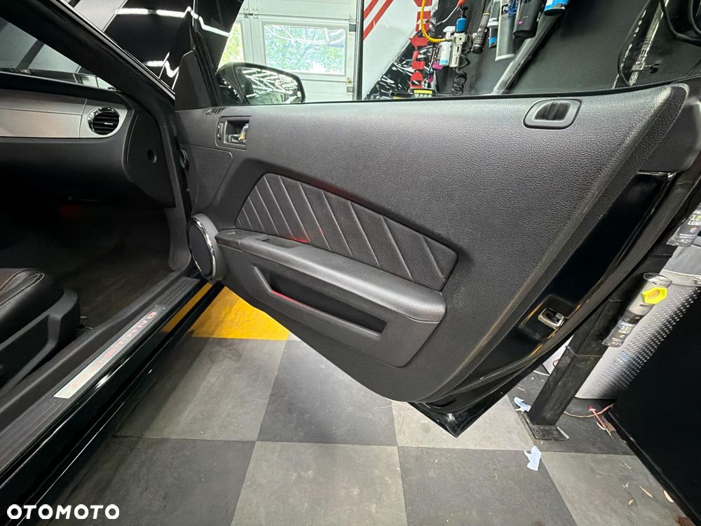 Ford Mustang 3.7 V6 Premium - 11