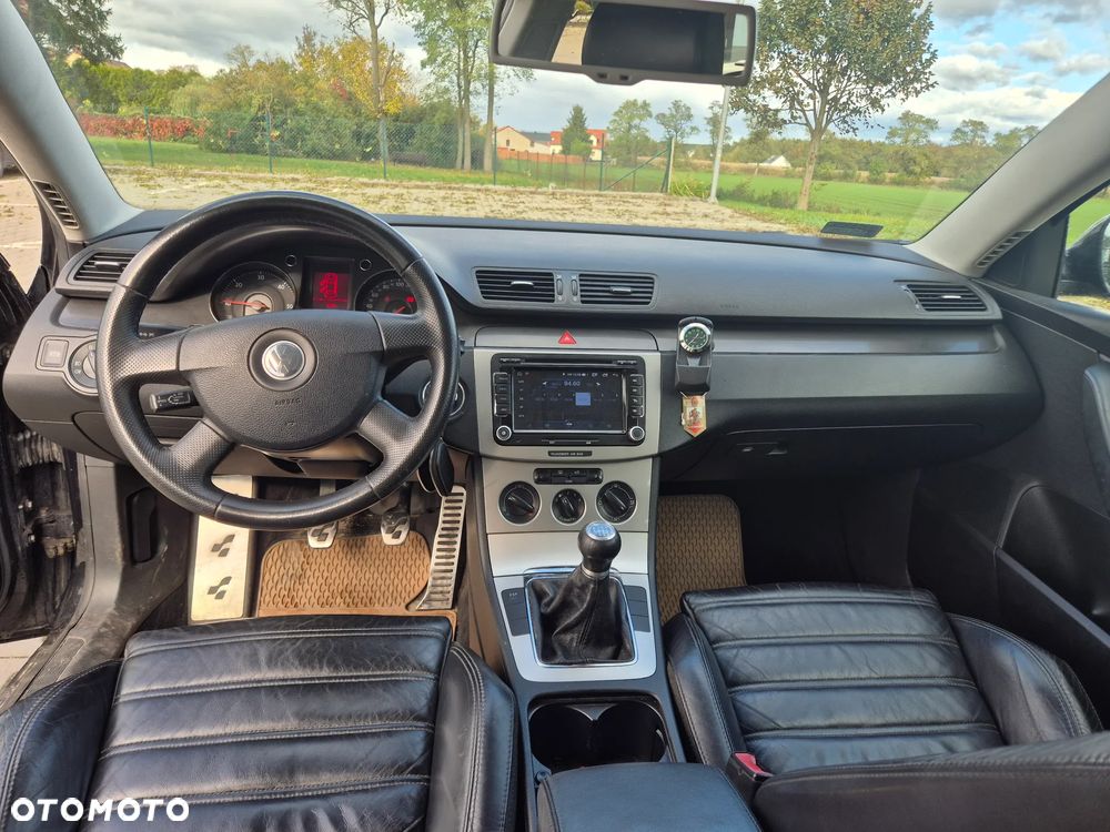Volkswagen Passat 2.0 TDI Comfortline - 8