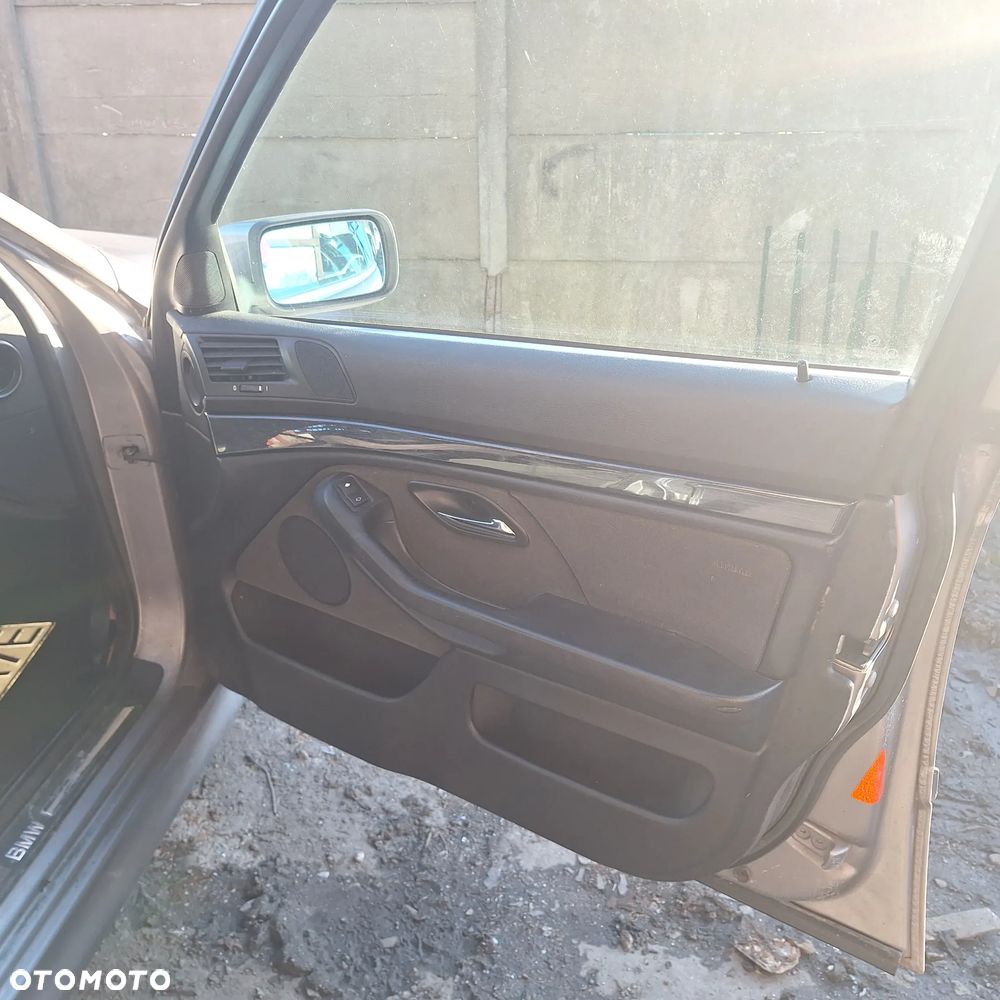 BOCZEK DRZWI PRAWY LEWY PRZOD TYL BMW E39 CZARNY - 5