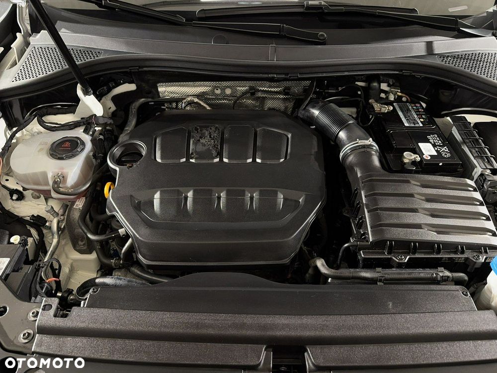 Volkswagen Tiguan - 36