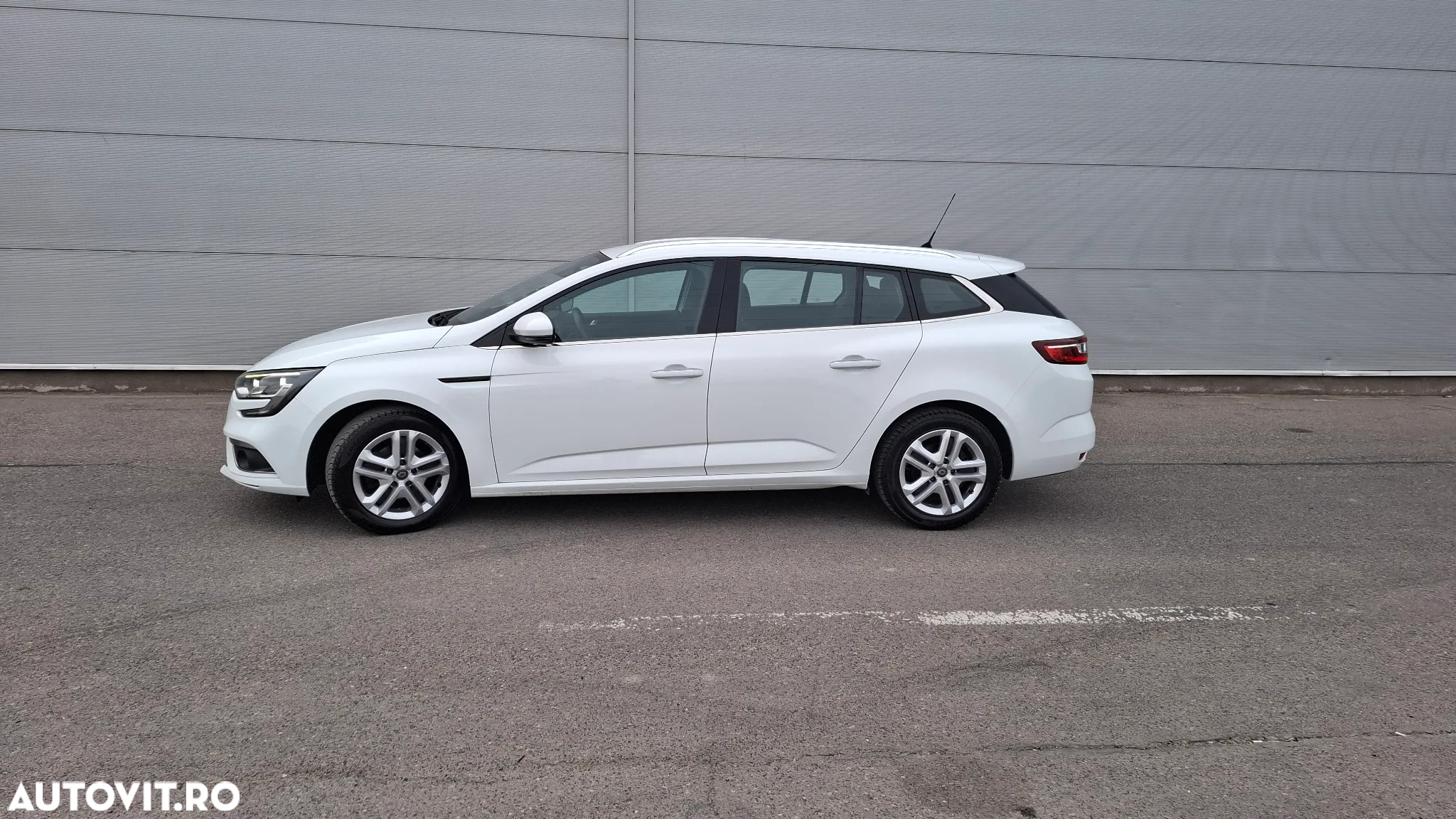 Renault Megane Grandtour TCe 115 GPF LIMITED - 14
