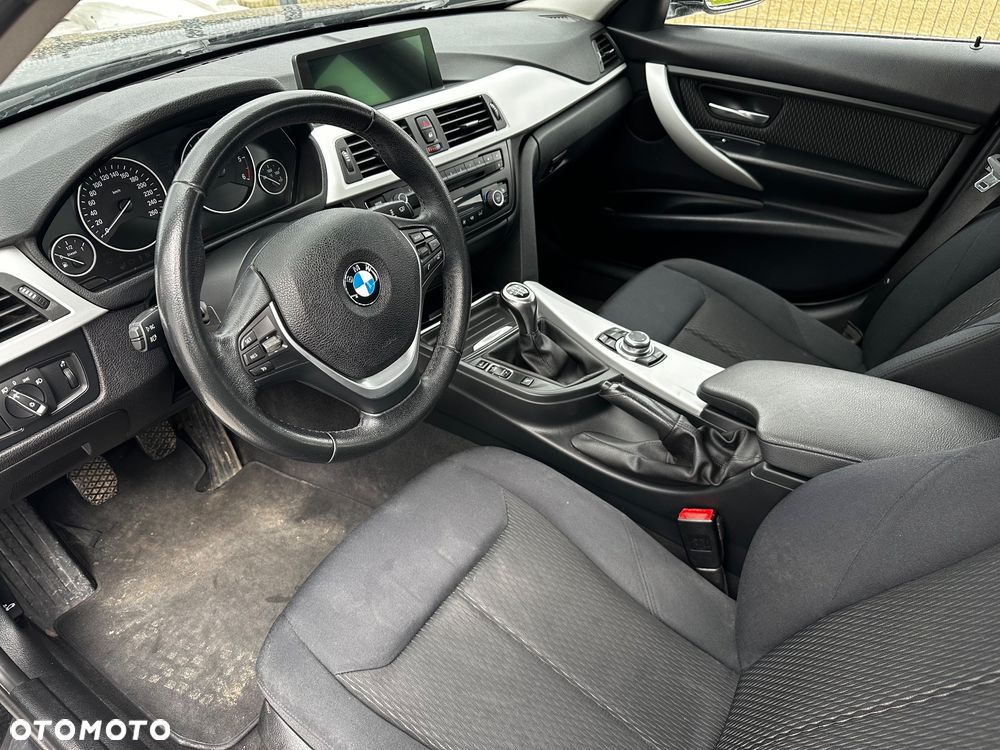 BMW Seria 3 - 19