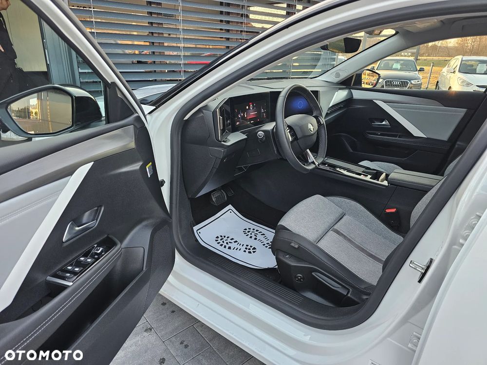 Opel Astra 1.2 Turbo Automatik Elegance - 5