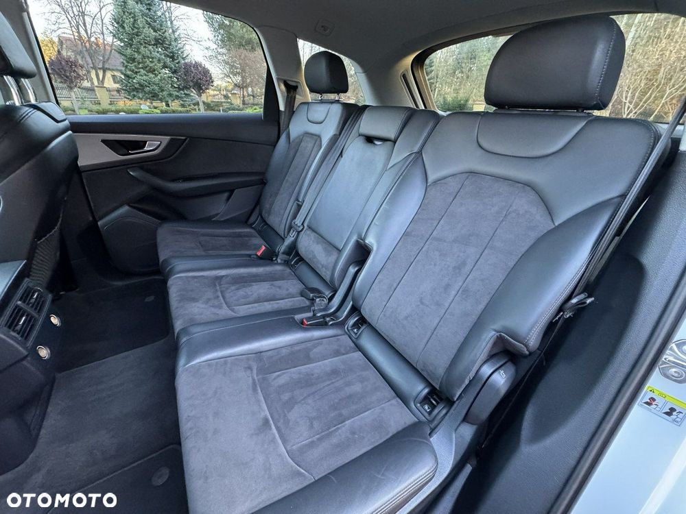 Audi Q7 - 38