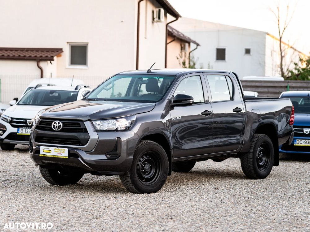 Toyota Hilux - 1