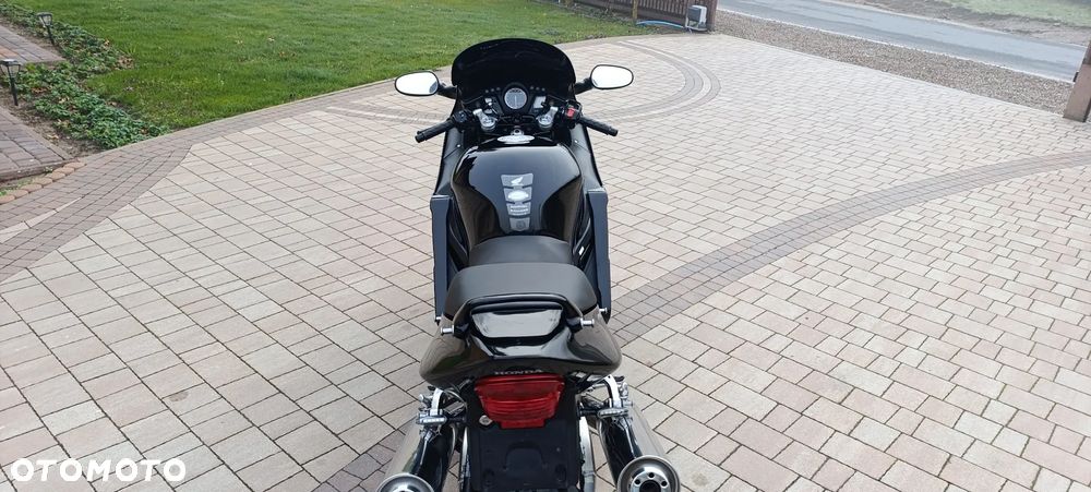 Kawasaki Ninja 1000 SX - 8