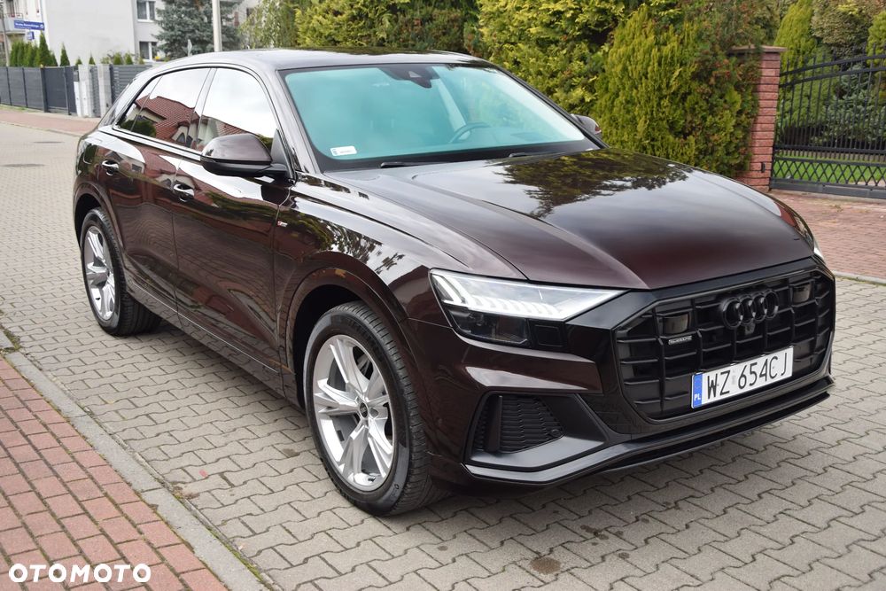 Audi Q8 - 2