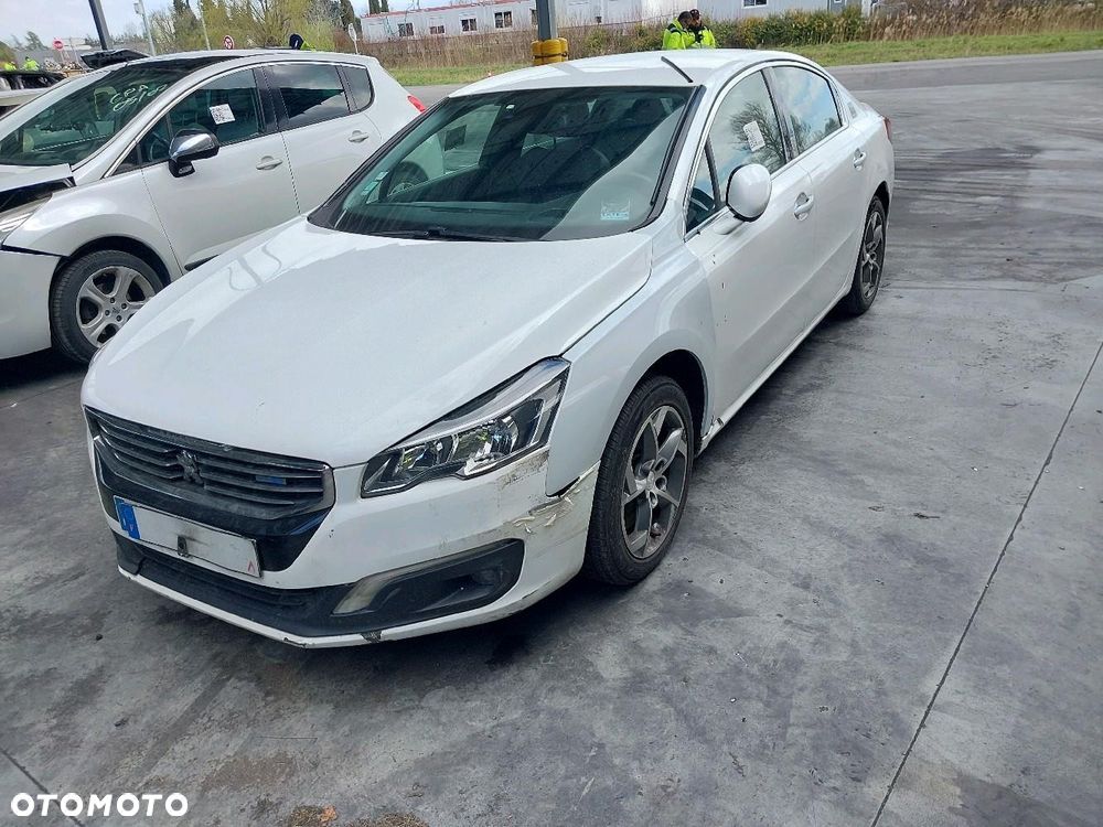 Peugeot 508 SW BlueHDi 180 EAT6 Stop&Start Allure - 4