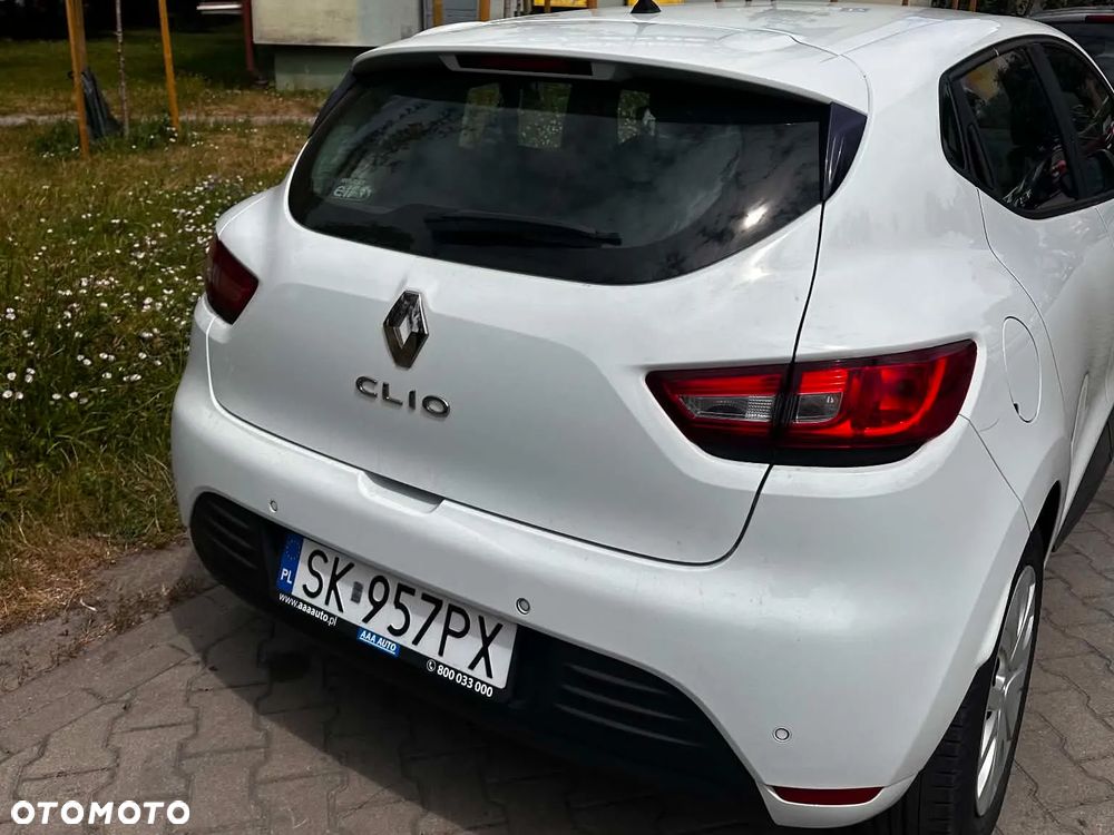 Renault Clio - 6