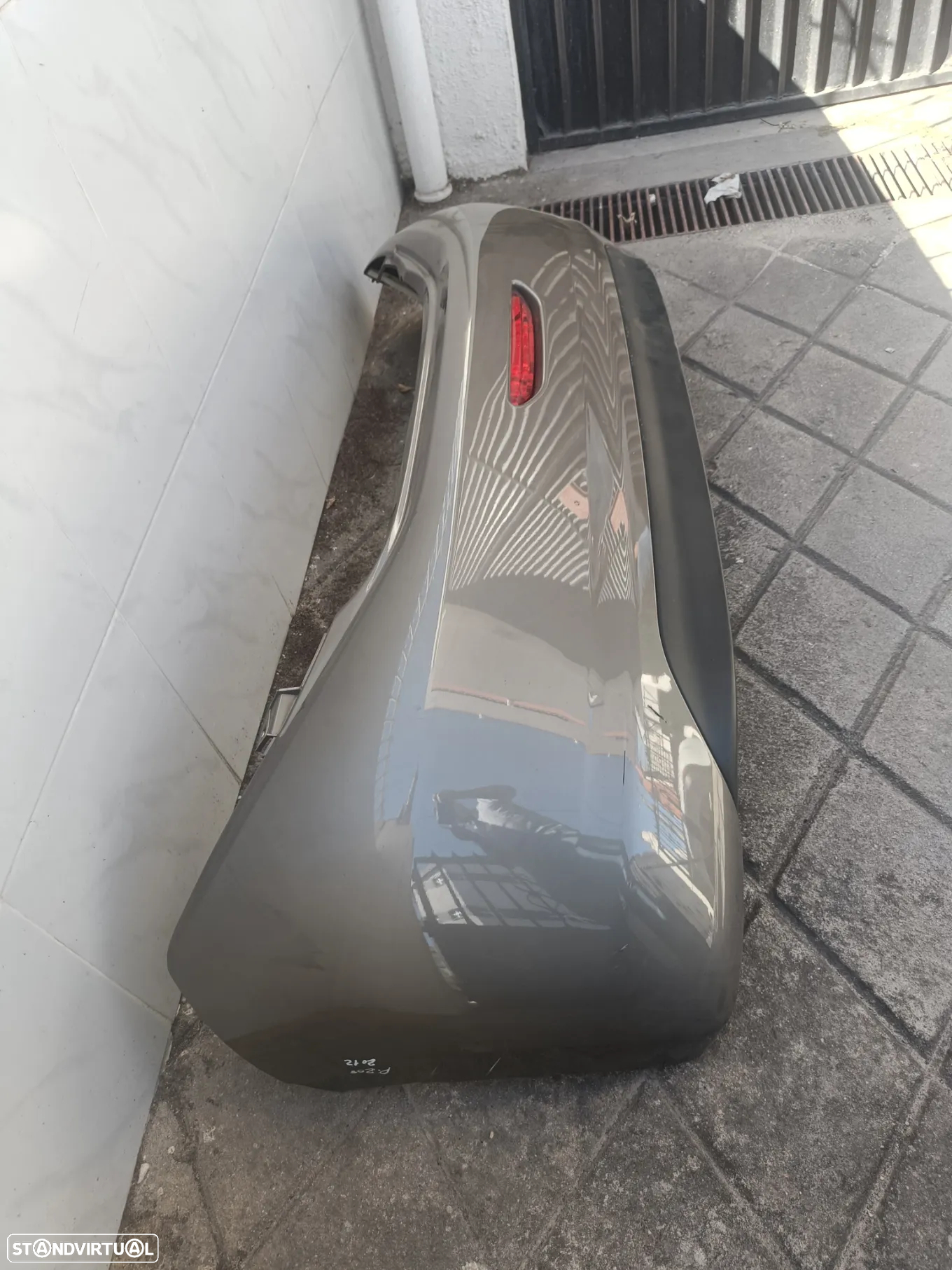 Para choques trás Peugeot 208 2013 - 3