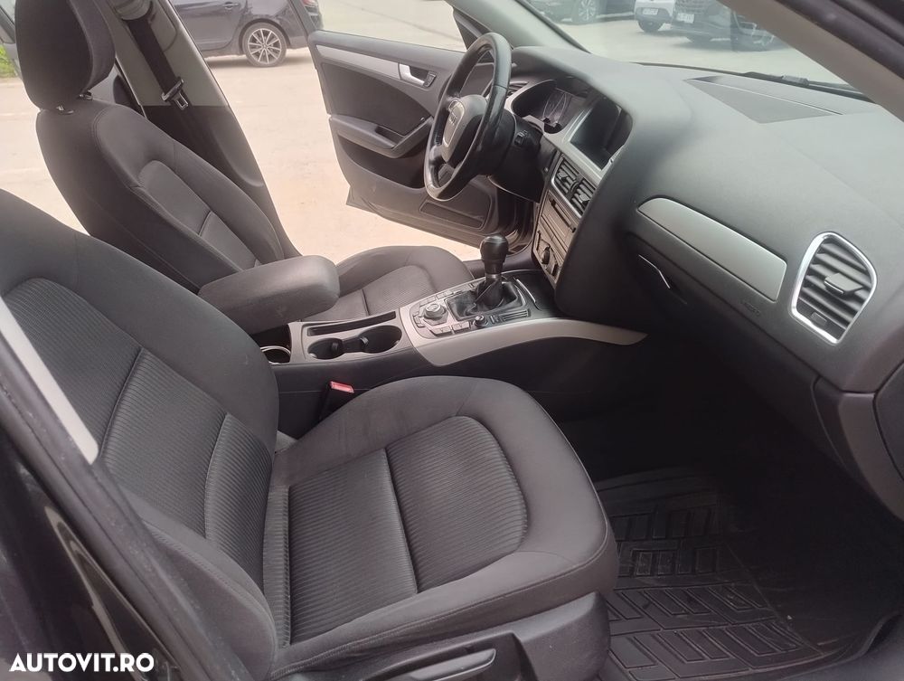 Audi A4 2.0 TDI B8 - 12