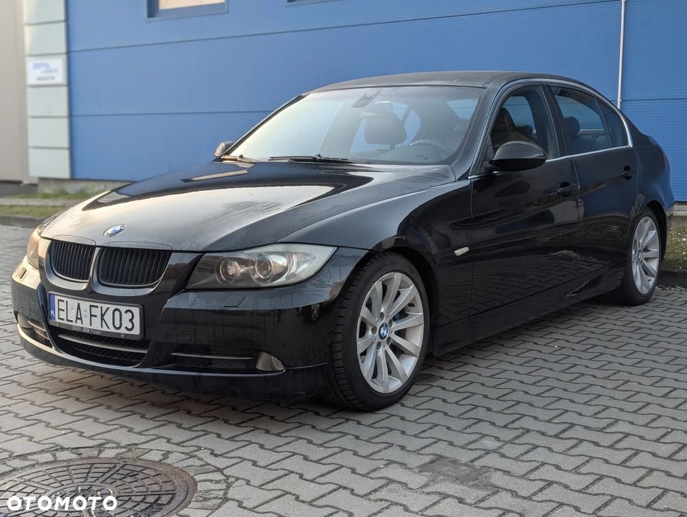 BMW Seria 3 330i - 16