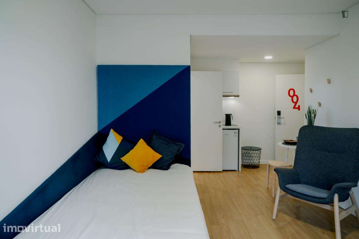 Residência com 40 quartos - localizado em Paranhos Porto - Grande imagem: 3/5