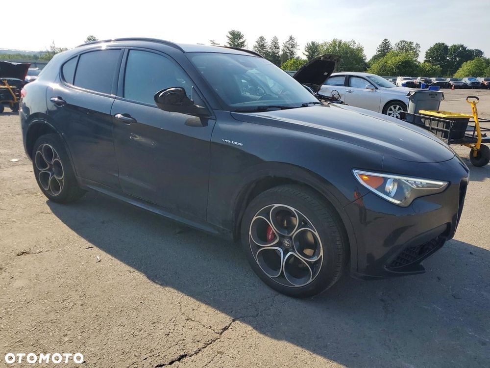 Alfa Romeo Stelvio 2.0 Turbo 16V AT8-Q4 Veloce Ti - 5