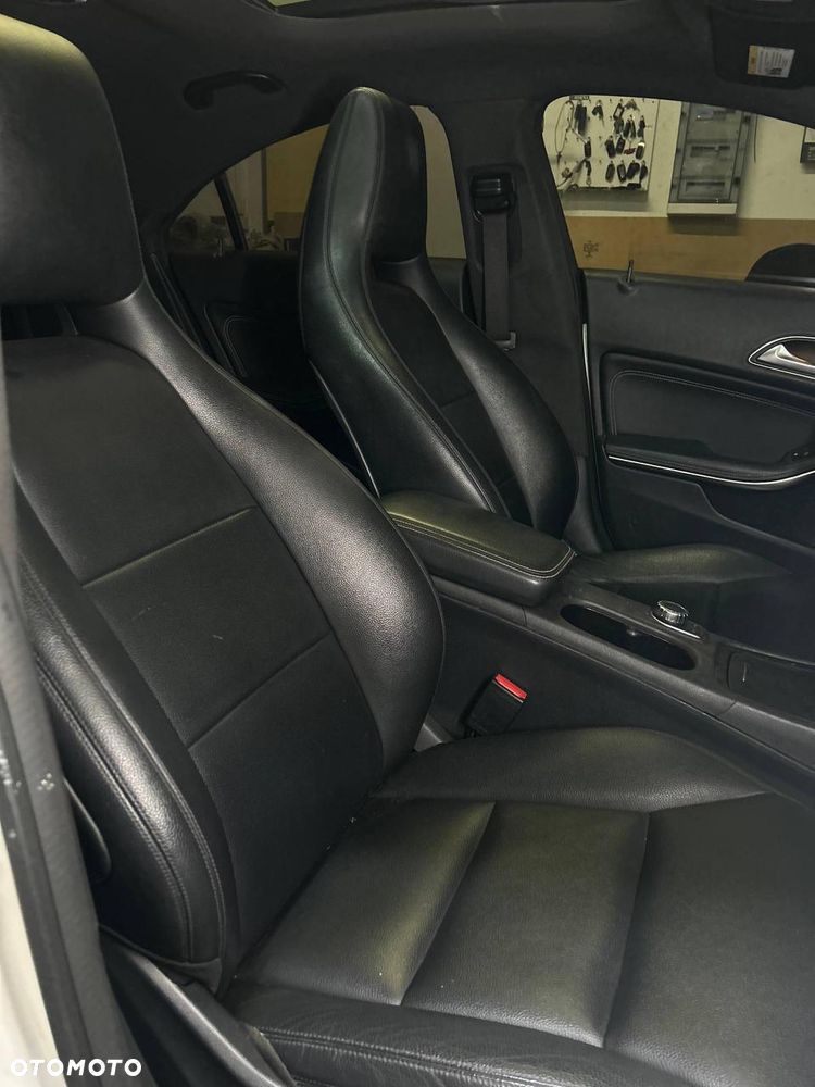 Mercedes-Benz CLA - 15