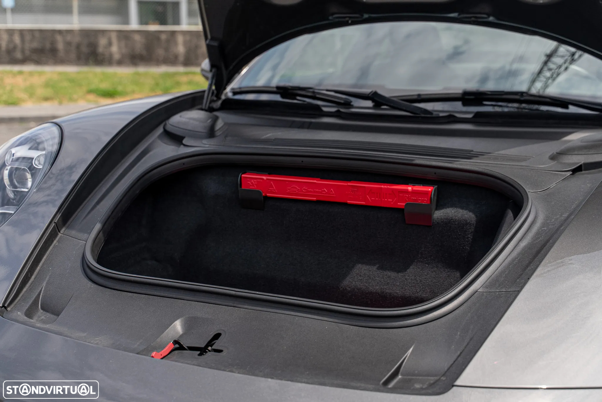 Porsche 911 (992) Carrera 4 PDK - 19