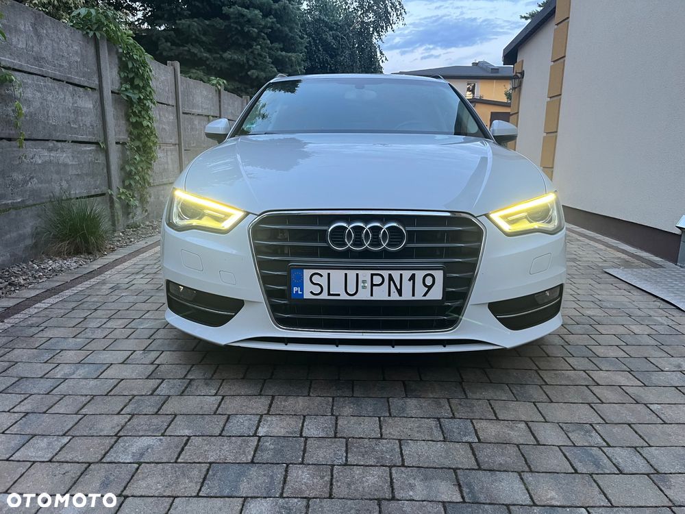 Audi A3 Sportback 2.0 TDI Ambiente - 8