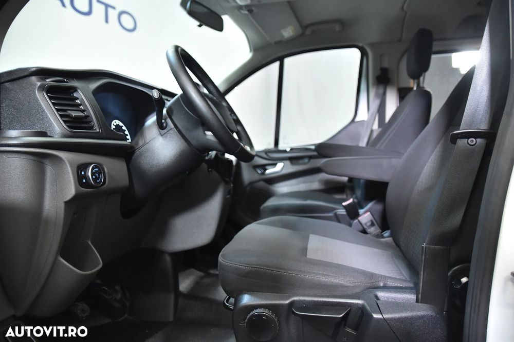 Ford Transit Custom - 23