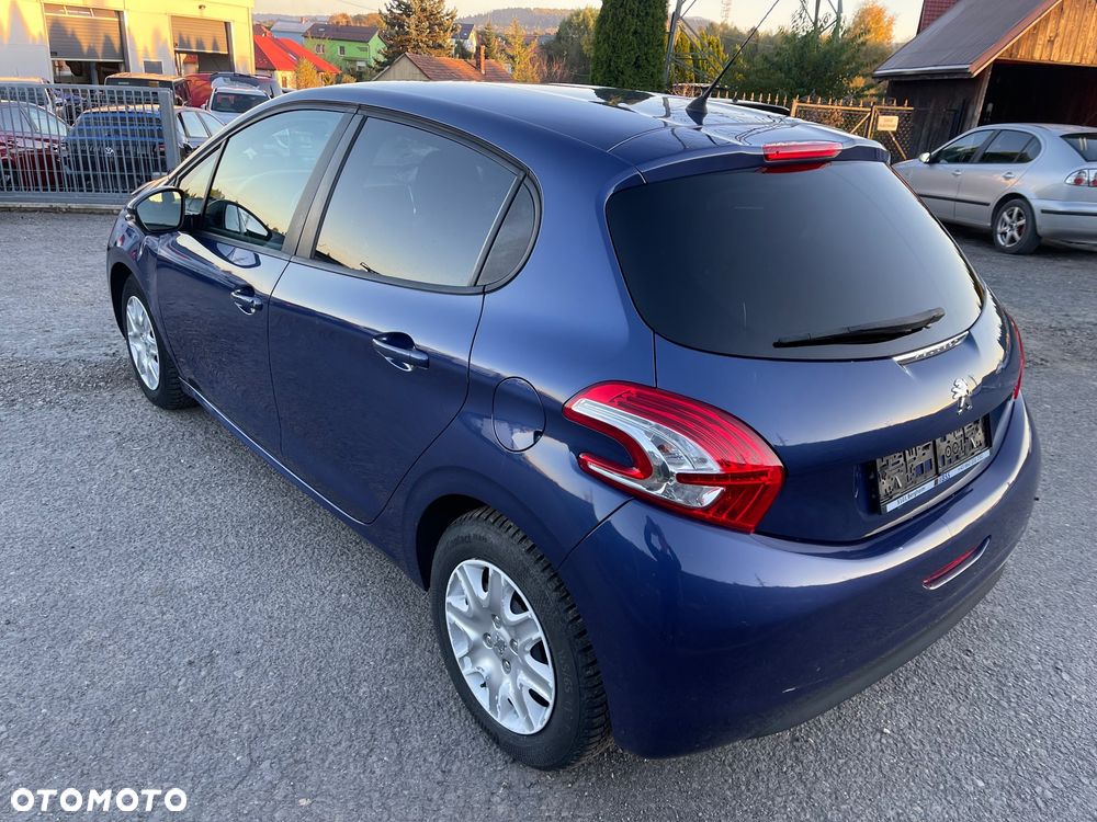 Peugeot 208 82 PureTech Style - 4