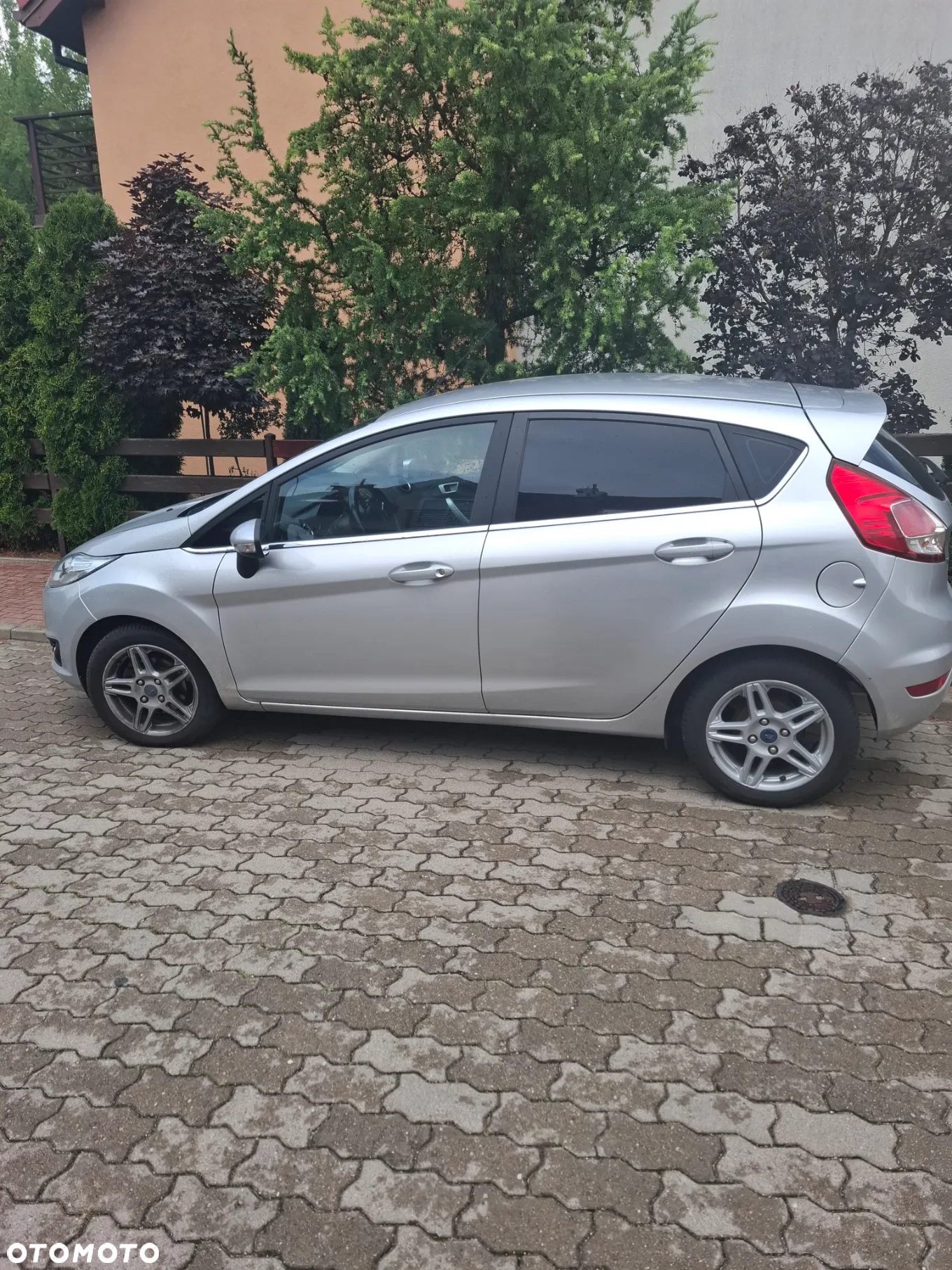 Ford Fiesta - 2