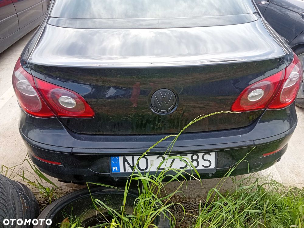 Volkswagen Passat CC - 8