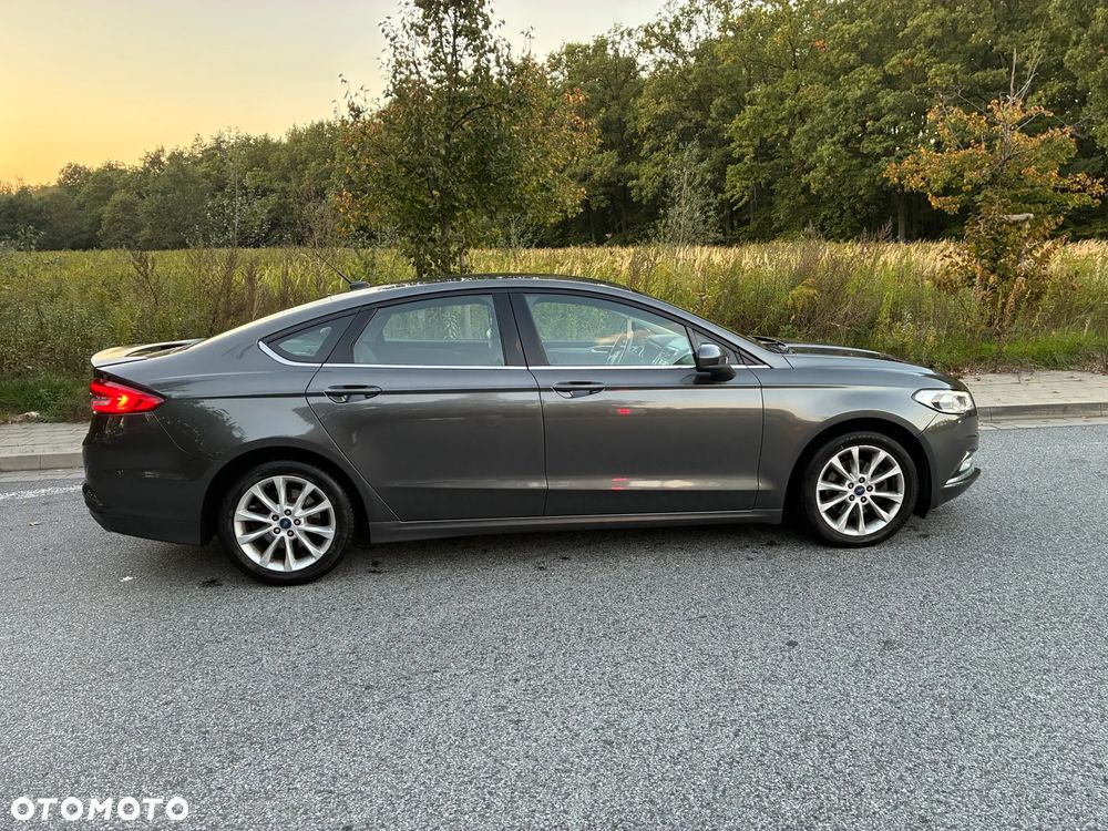 Ford Fusion - 5