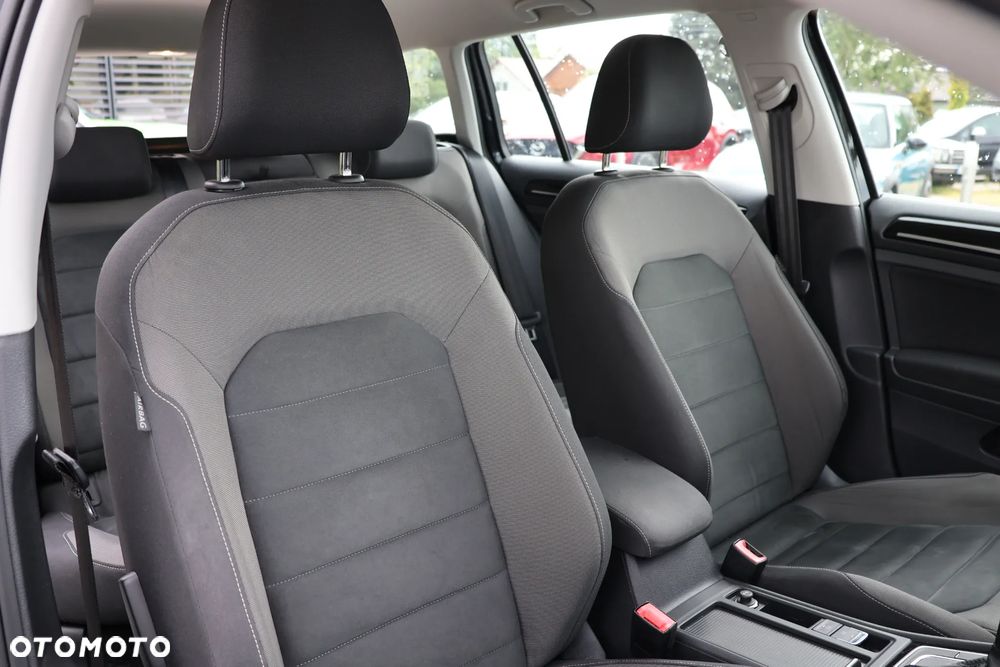 Volkswagen Golf Variant 1.5 eTSI OPF DSG Style - 15