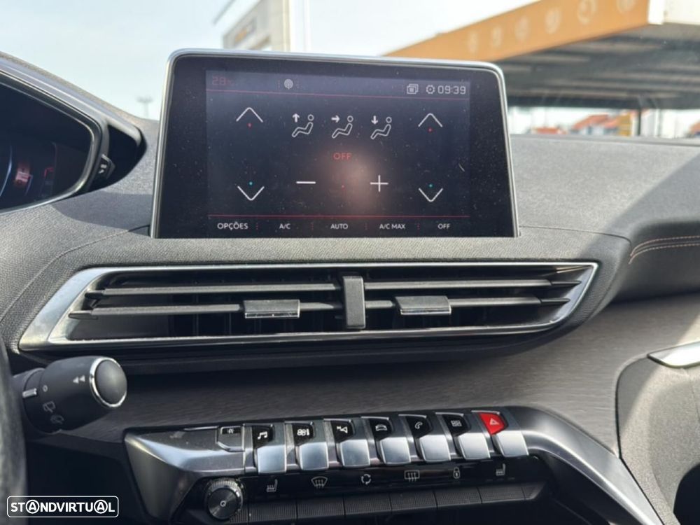 Peugeot 3008 2.0 BlueHDi GT EAT6 - 23