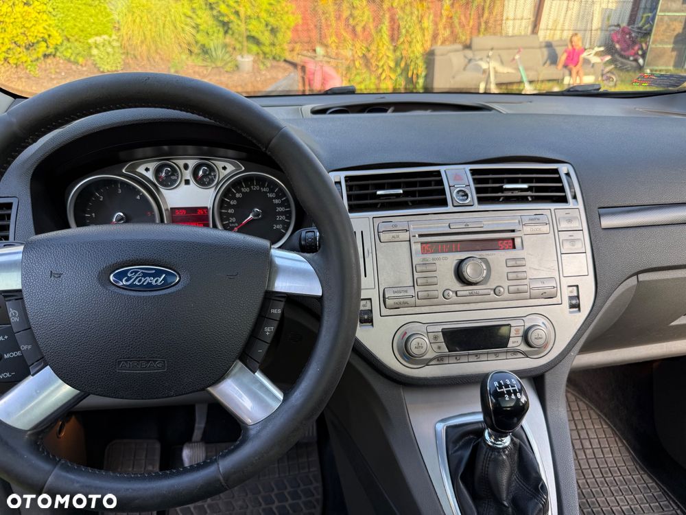 Ford Kuga 2.0 TDCi Titanium - 5