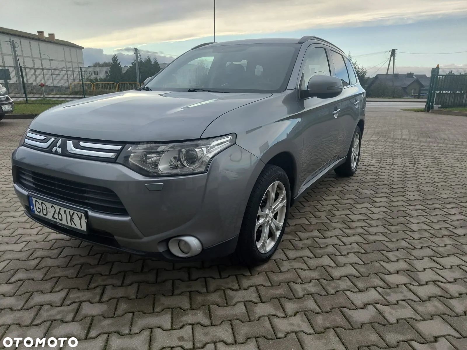 Mitsubishi Outlander 2.2 DID Intense - 1