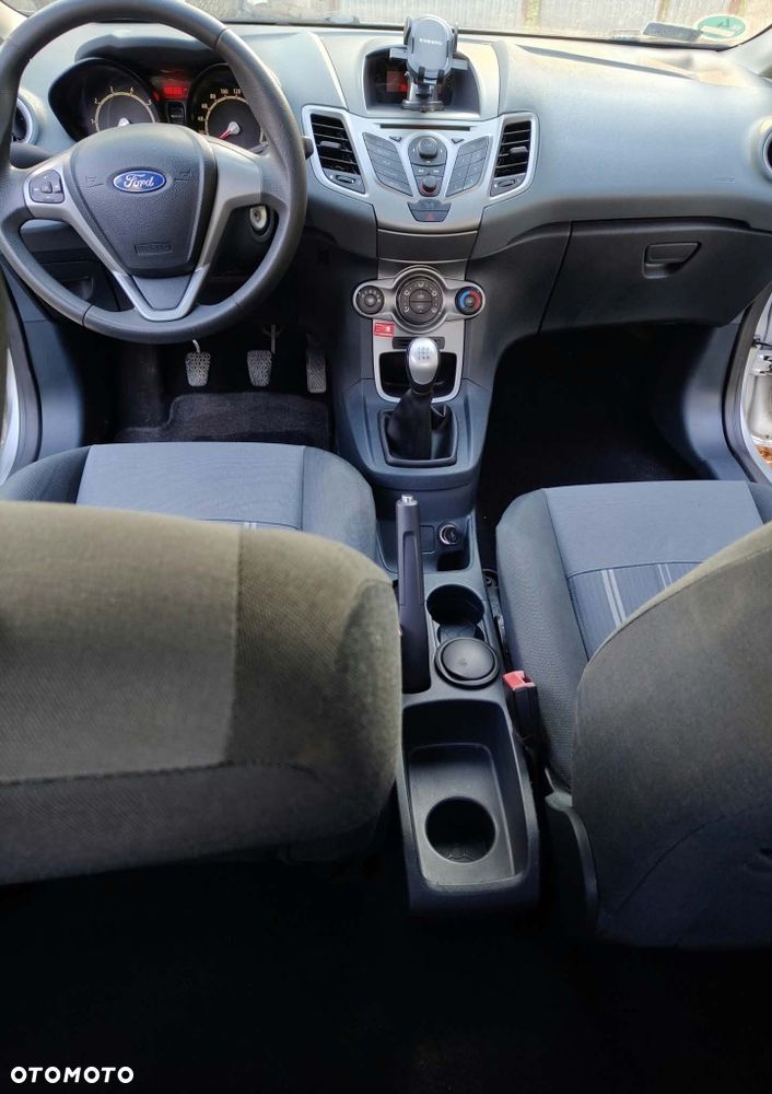 Ford Fiesta - 5