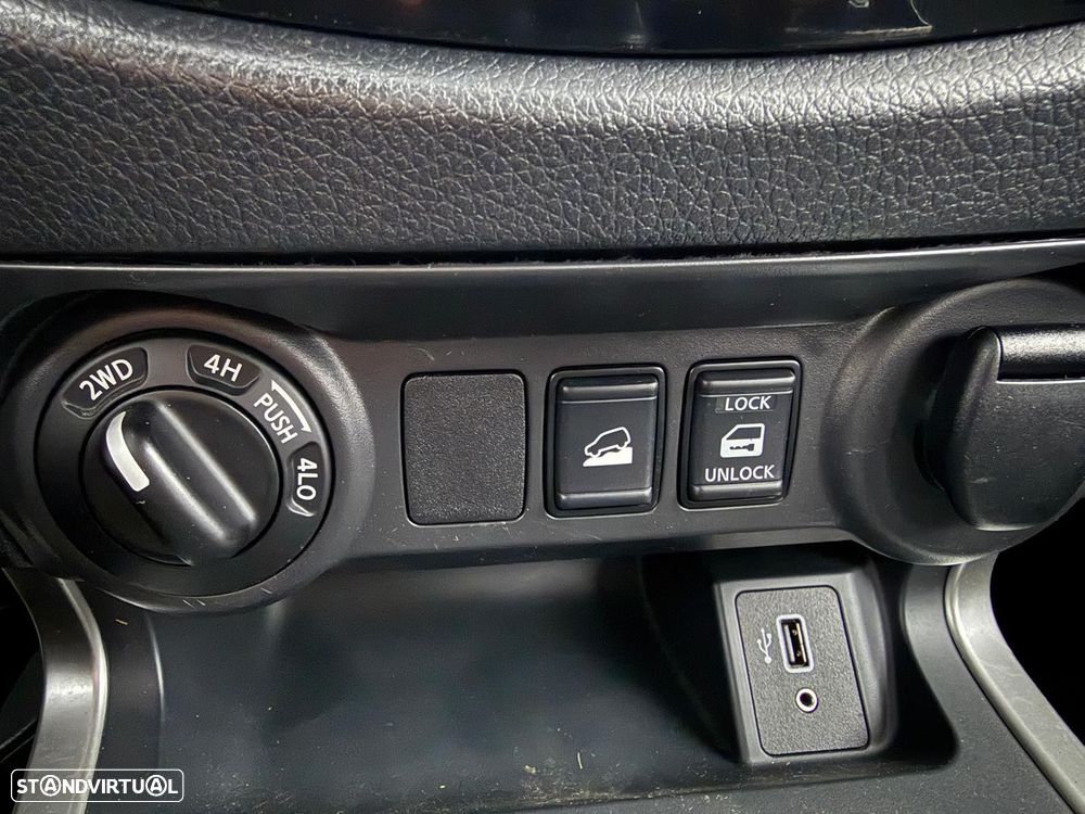 Nissan Navara DC 4x4 S&S N-Connecta - 13