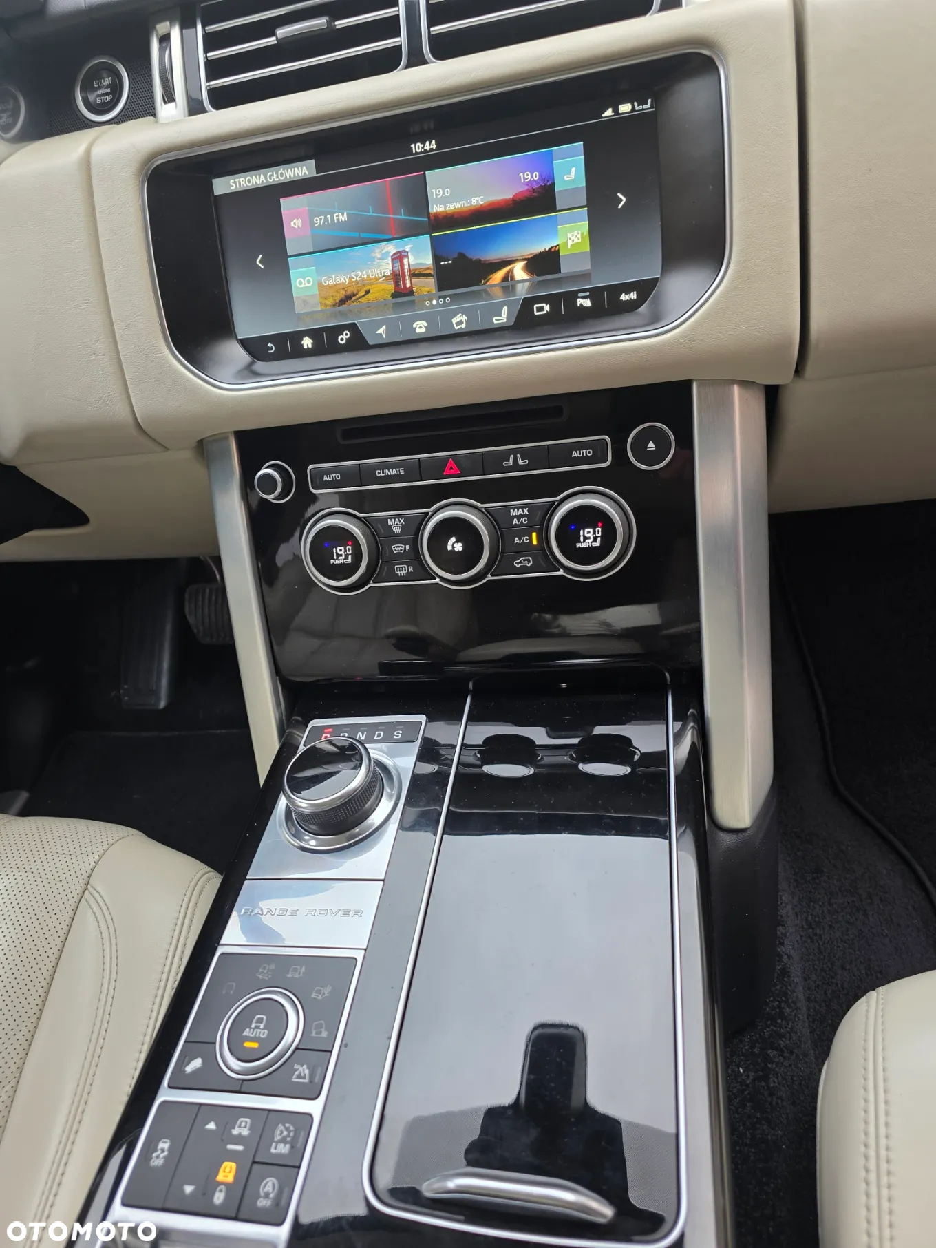 Land Rover Range Rover 4.4SD V8 Vogue - 17