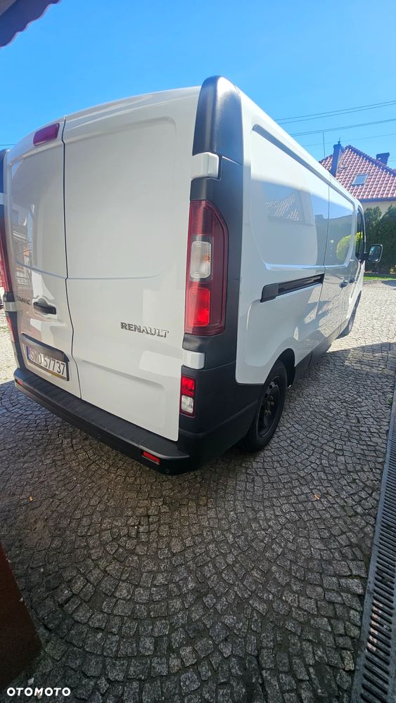 Renault Trafic - 2