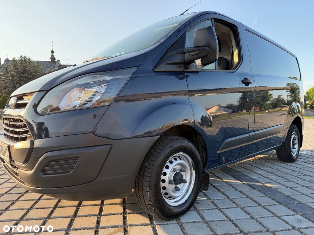Ford TRANSIT CUSTOM - 19