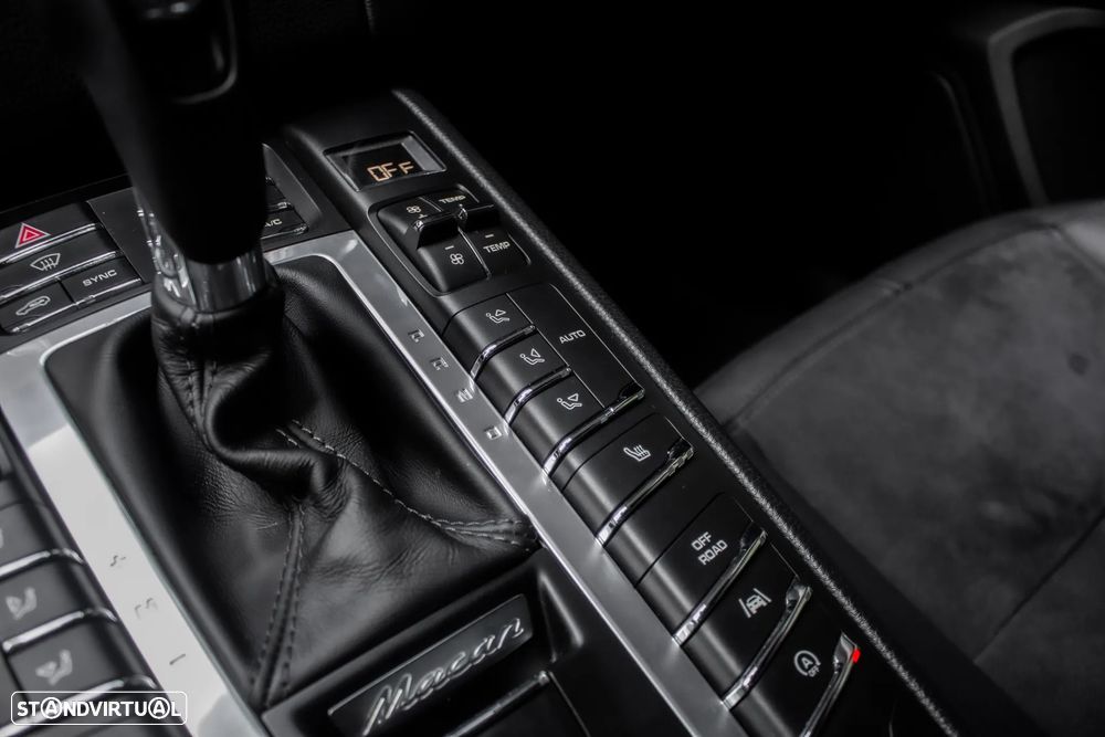 Porsche Macan S - 23