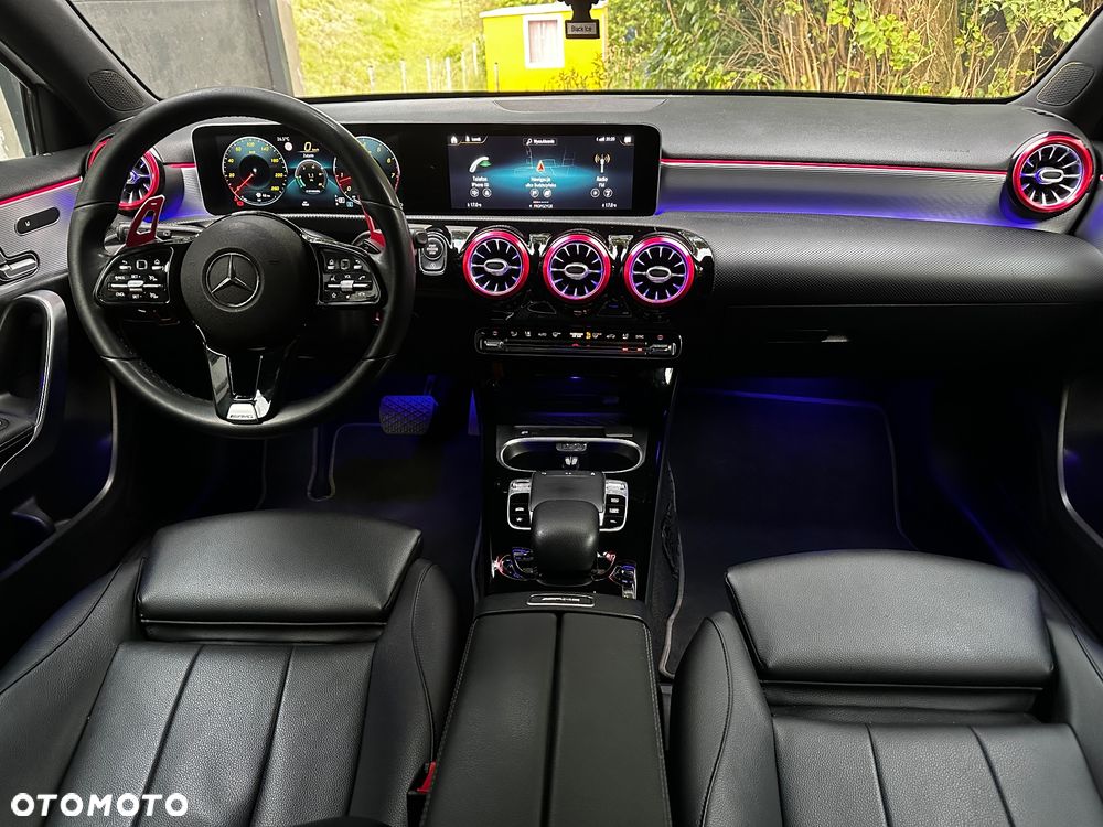 Mercedes-Benz Klasa A 250 AMG Line 7G-DCT - 6