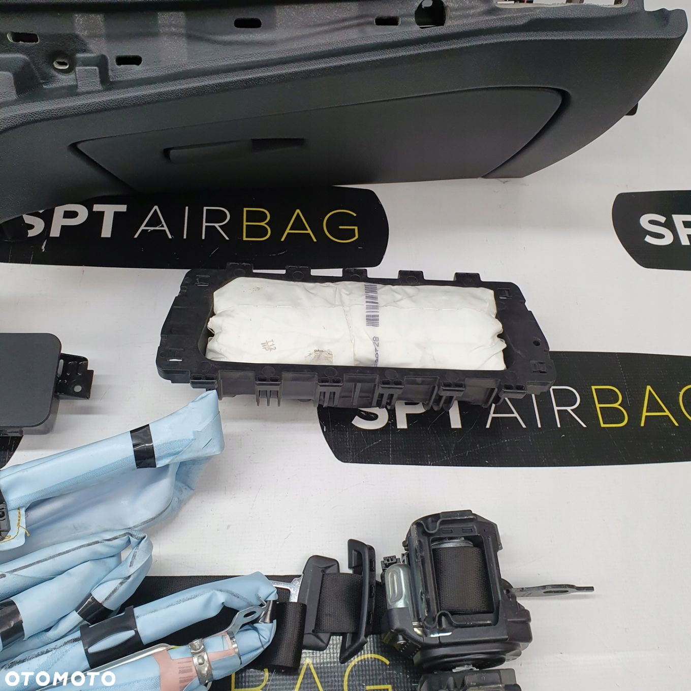 BMW SERIA 3 G20 G21 SERIA 4 G22 G23 G26 DESKA ROZDZIELCZA KONSOLA KOKPIT PULPIT PODUSZKI AIRBAG AIR BAG PASY KIT SET - 12
