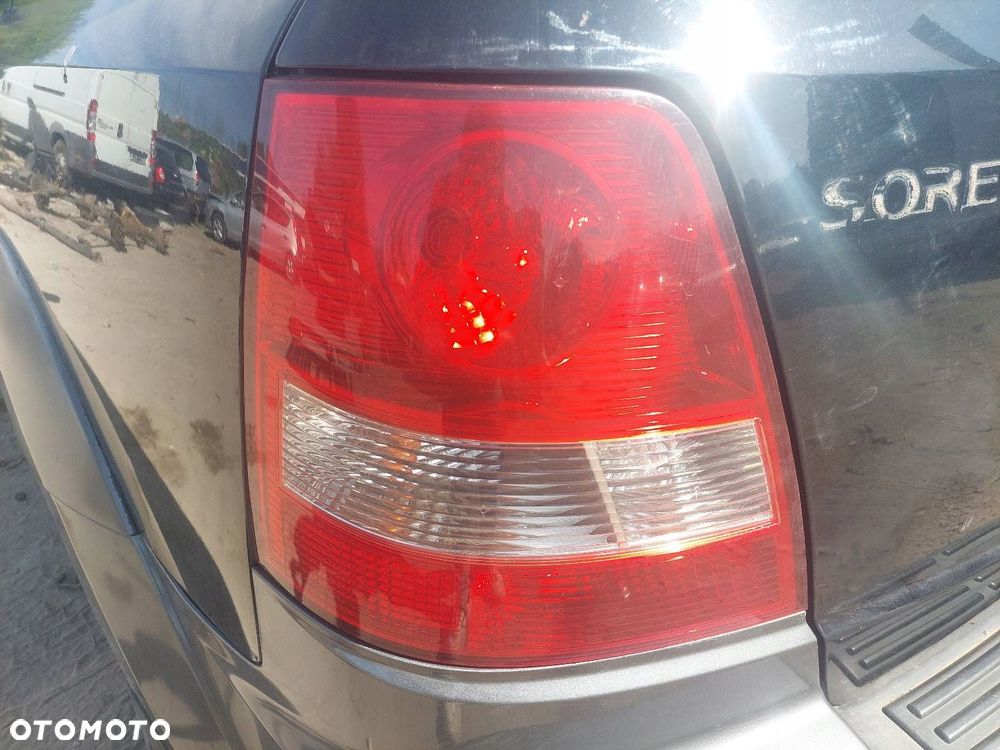 KOMPLETNY TYŁ KIA SORENTO I YC KLAPA ZDERZAK TYŁ LAMPA TYŁ LEWA PRAWA - 22