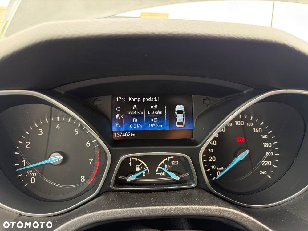 Ford Focus 1.0 EcoBoost Titanium - 4