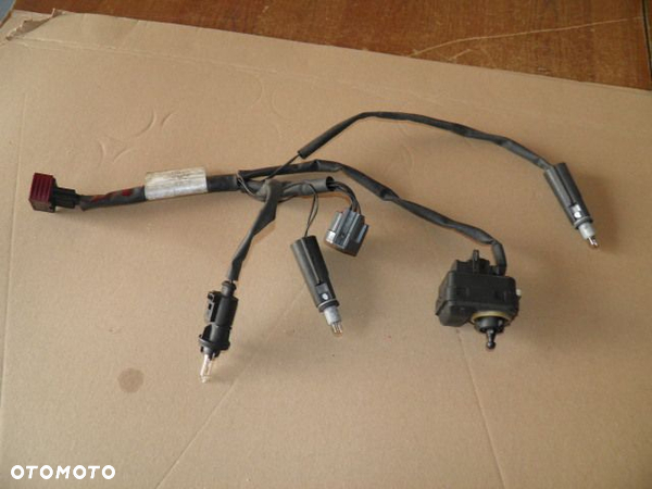 INSTALACJA LAMPY VOLVO XC90 XENON 30678833