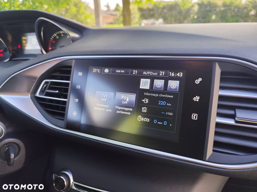 Peugeot 308 PureTech 130 GPF Stop & Start Allure - 22