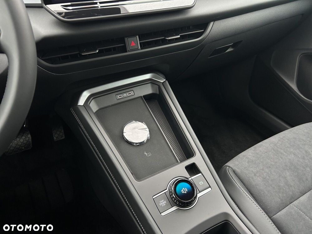 Volkswagen T-Roc 1.5 eTSI Style DSG - 27