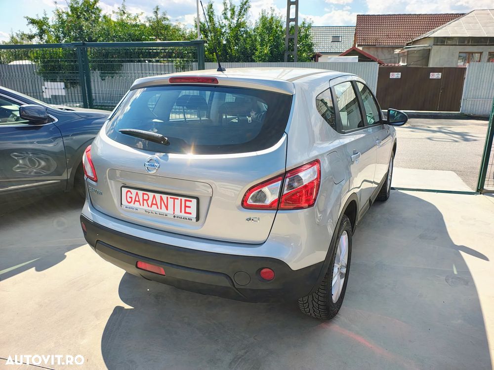 Nissan Qashqai 1.5 DCI N-Connecta - 12