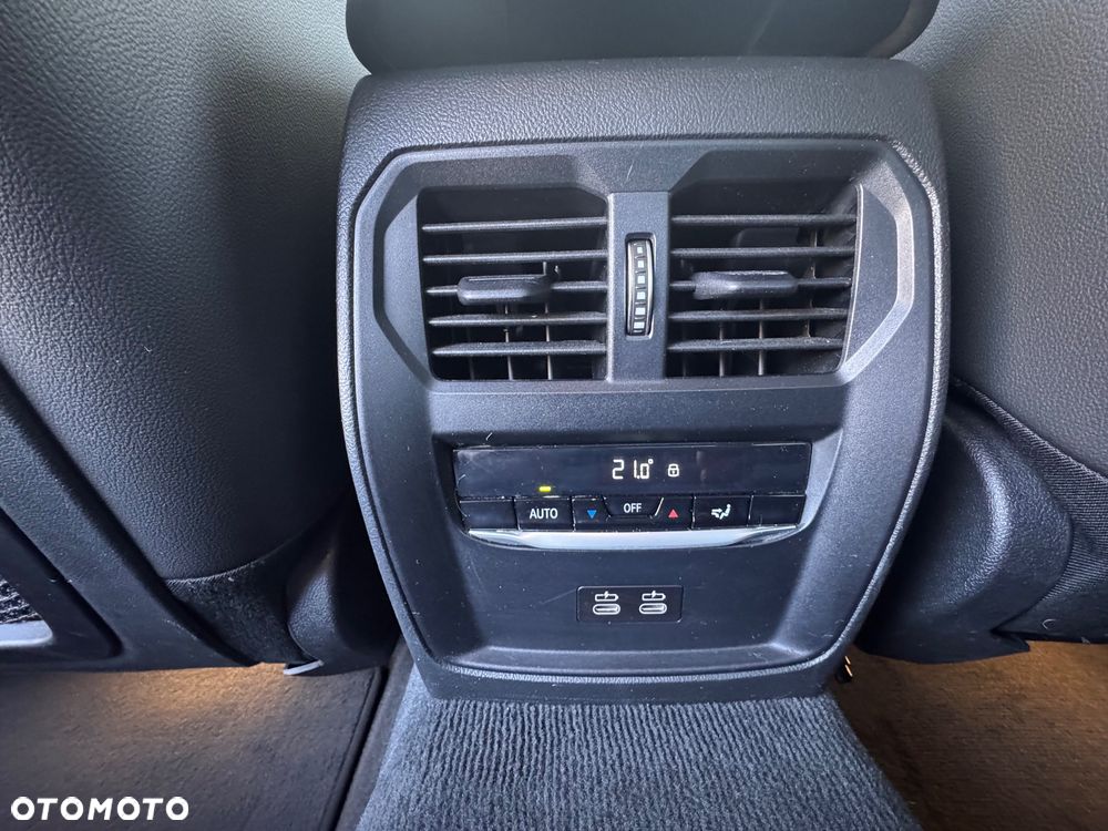 BMW Seria 3 320i xDrive M Sport - 23