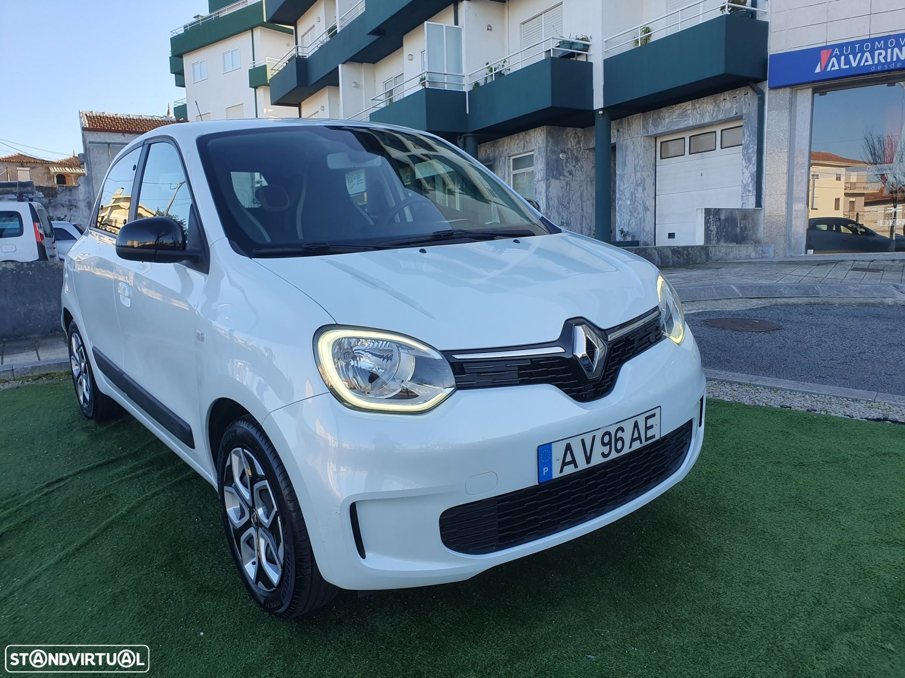 Renault Twingo 1.0 SCe Equilibre - 5