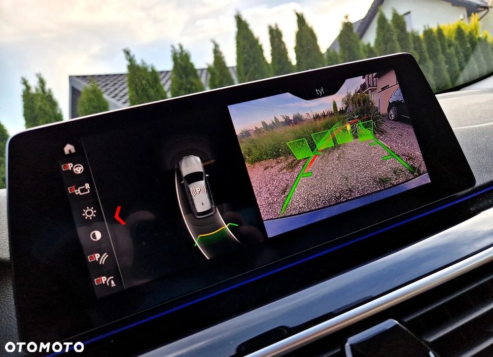 BMW Seria 5 520d M Sport Edition - 16