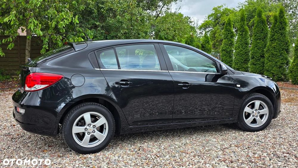 Chevrolet Cruze - 13