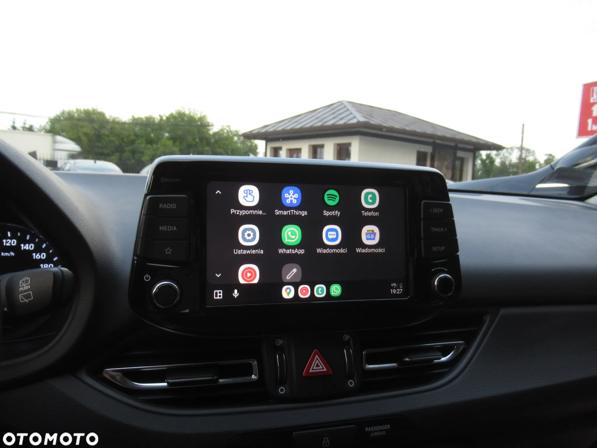 Hyundai i30 1.5 DPI Comfort - 25