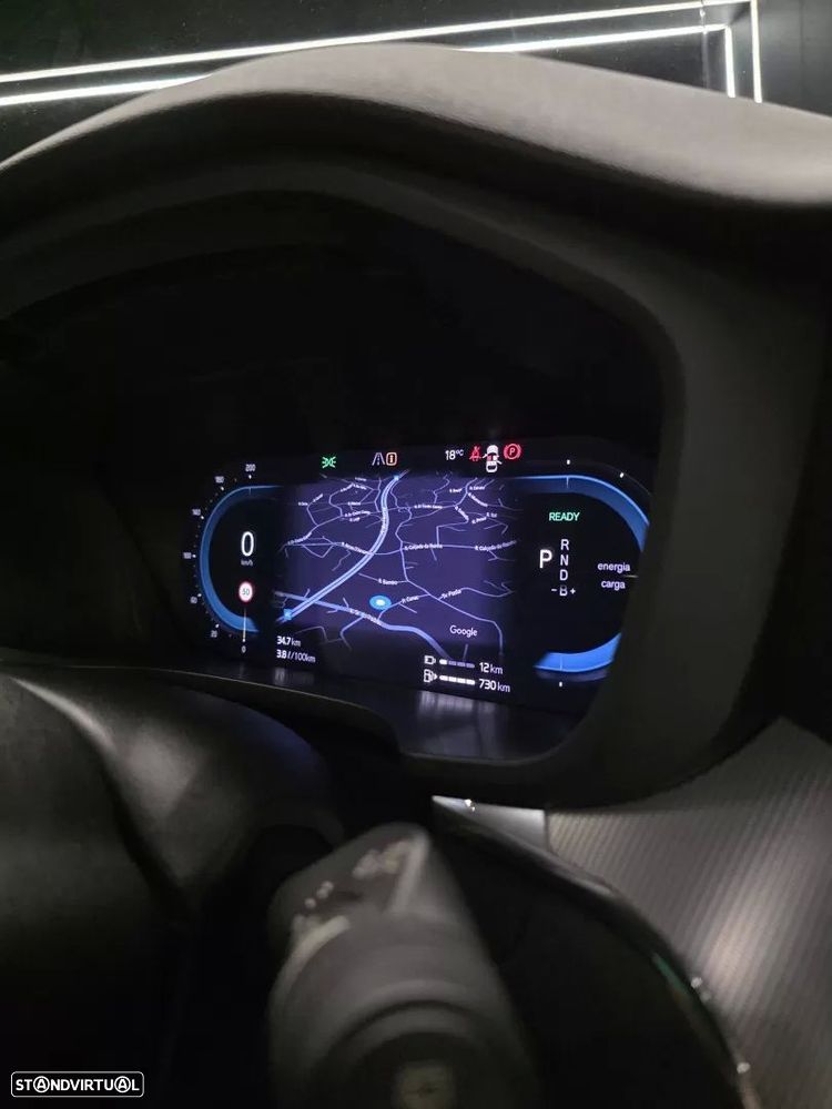 Volvo XC 60 2.0 T6 PHEV R-Design AWD - 26